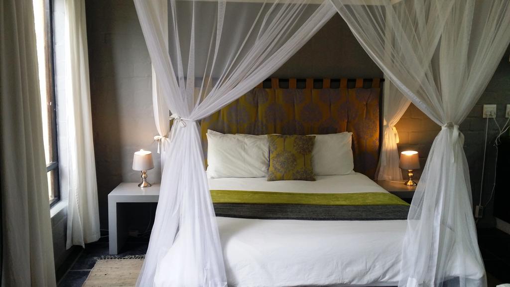 Hornbill House Self Catering Accommodation Hermanus Pokój zdjęcie